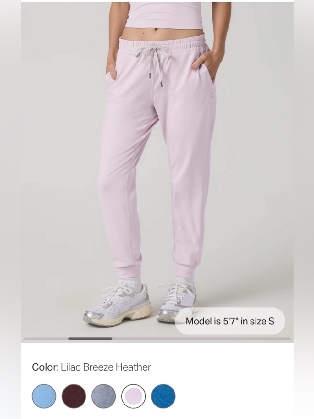 Vuori performance jogger in lilac breeze heather color